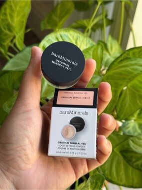 bareMinerals ORIGINAL Mineral Veil Talc-Free Loose Setting Powder